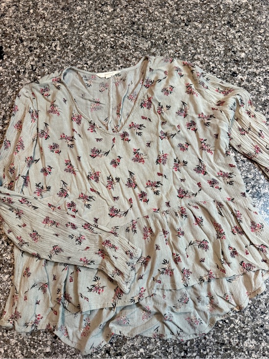 Sim & Sam Tops - Light Sage Floral V-Neck Tiered Long-Sleeve Blouse